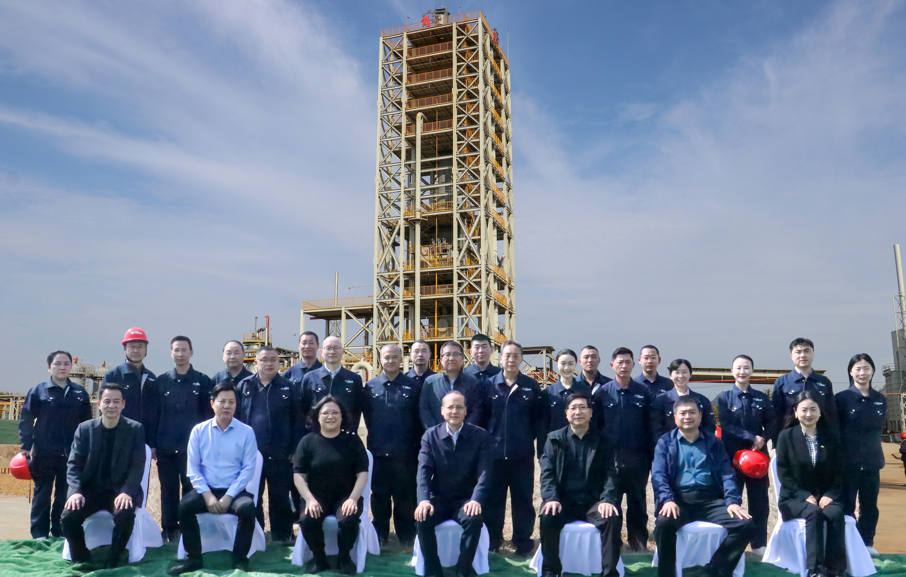 集團(tuán)公司領(lǐng)導(dǎo)到純氫冶金技術(shù)開發(fā)中試基地調(diào)研